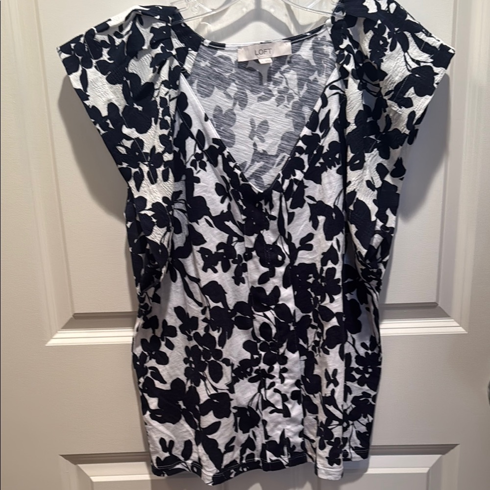 LOFT Navy and White floral top